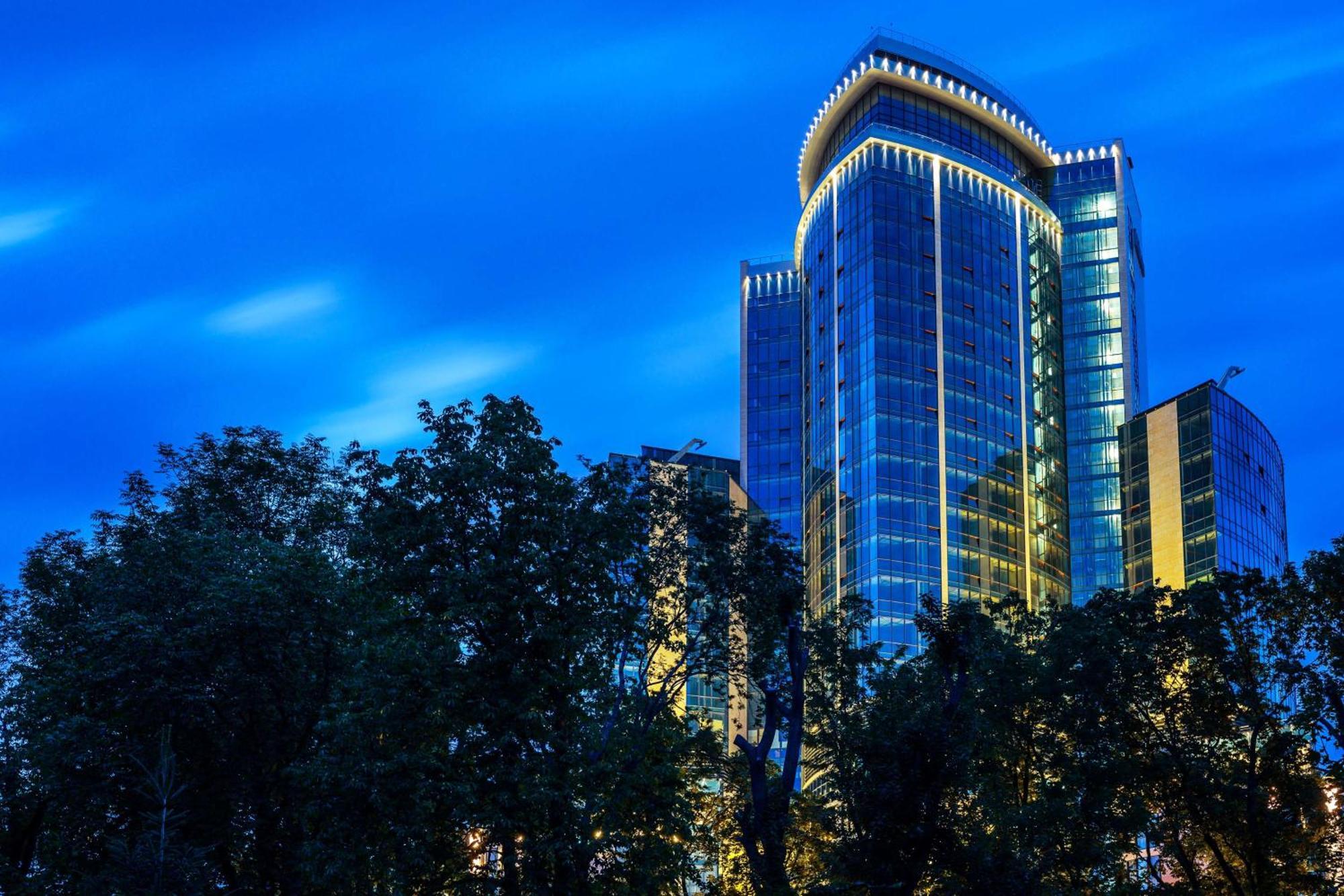 Hilton Kyiv Exterior foto